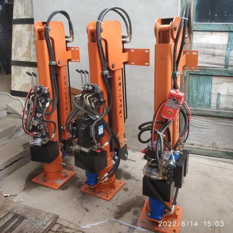 上党区重汽蓝牌随车吊 3.2吨 国六动力强 液压驱动 农用自卸起重机